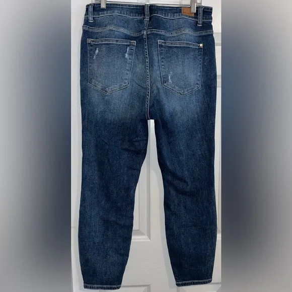 Judy Blue Boyfriend Fit Jeans Size 14W  Stretch distressed JB82156 - Picture 3 of 4